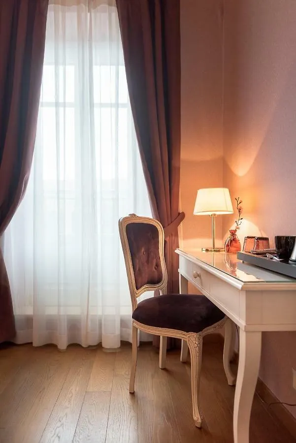 Le Camere Del Ceccottino Pitigliano 3*,